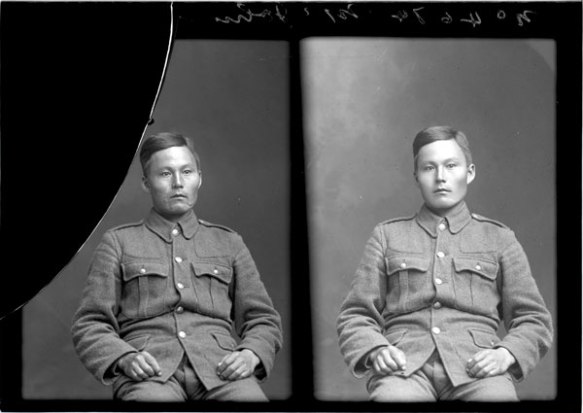 Two side-by-side photos of the same man seated and wearing an army uniform.